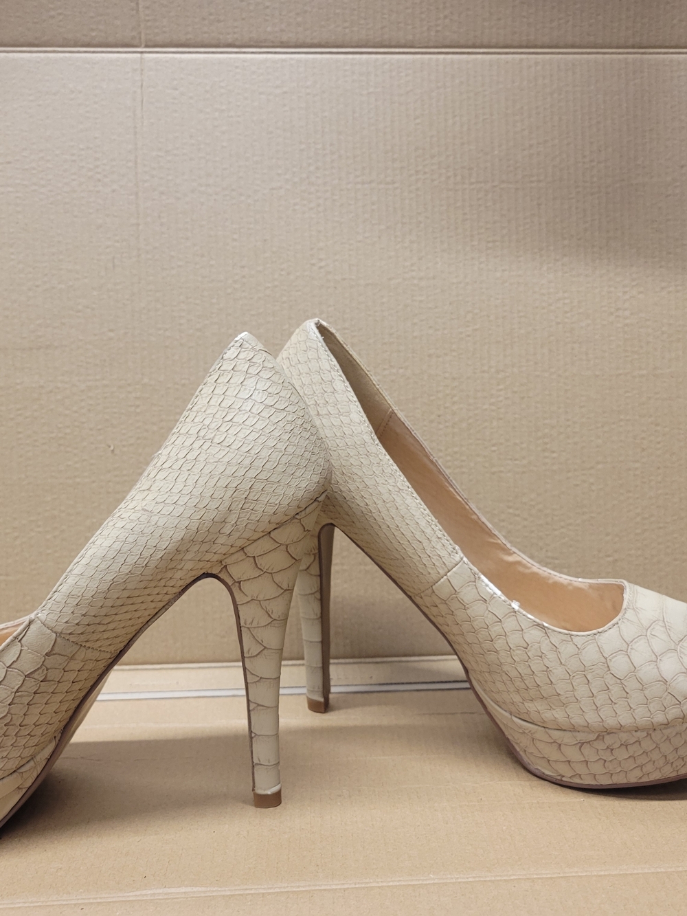 JustFab Cream Textured Platform High Heels